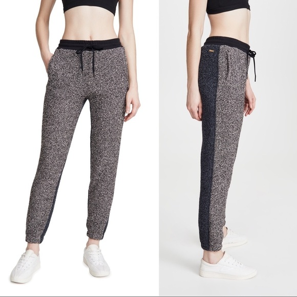 Alala • Retreat sweatpants joggers charcoal boucle knit pull on pants blue grey - Picture 2 of 12